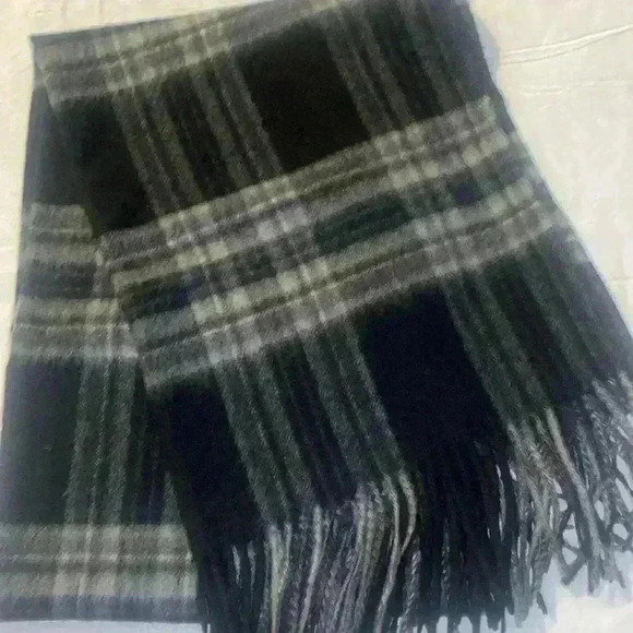 Weekend by Max Mara wool scarf - Picture 3 of 4